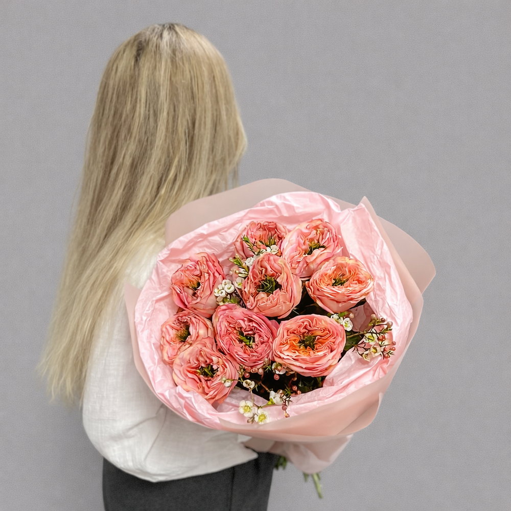 Букет из роз Мандарин Экспрешн (Mandarin Expression) 9 штук и хамелациума - РИМСКАЯ РОЗА фото №1