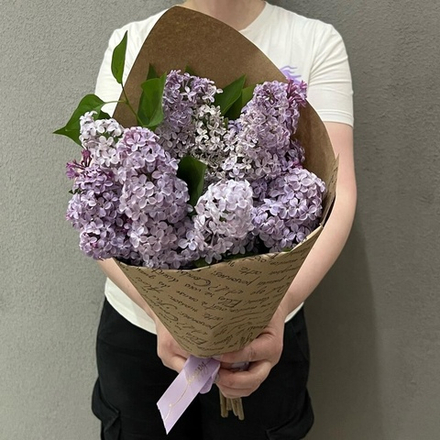 Сирень 3 ветки в крафте