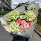 Букет из французских роз, кустовых роз и гвоздик