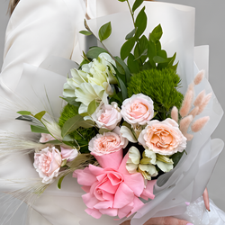 Букет из роз, французской розы, альстромерий и гвоздик - РИМСКАЯ РОЗА фото №3