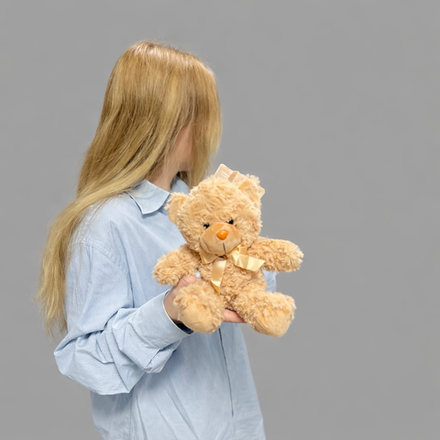 Плюшевый мишка 25 см с бантом