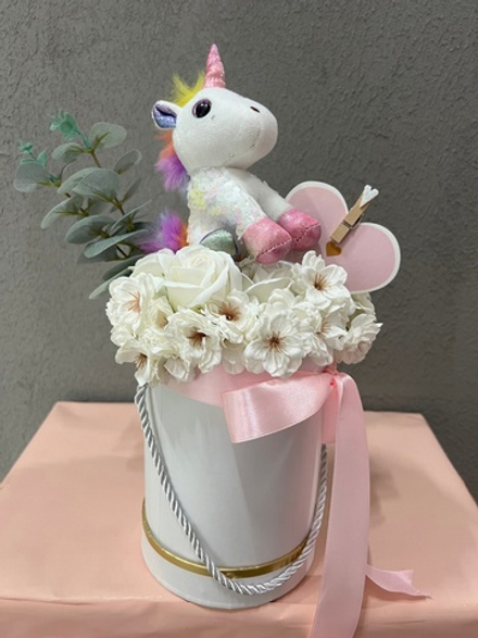 Мыльный букет с единорогом