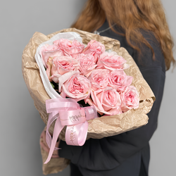 Букет из пионовидных роз Пинк Охара (Pink Ohara) 11 штук в крафте - РИМСКАЯ РОЗА фото №2