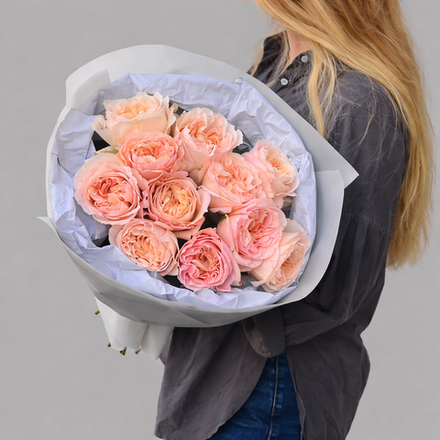 Букет из эквадорских роз Tie-Dye (Тай-Дай) в дизайнерской упаковке