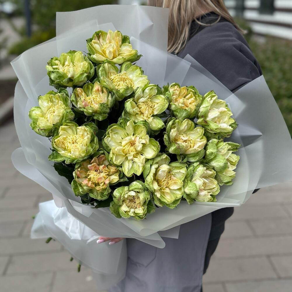 Букет из пионовидных роз Veggie (Вегги) 15 штук фото №1