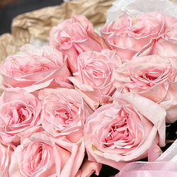 Букет из пионовидных роз Пинк Охара (Pink Ohara) 11 штук в крафте - РИМСКАЯ РОЗА фото №4