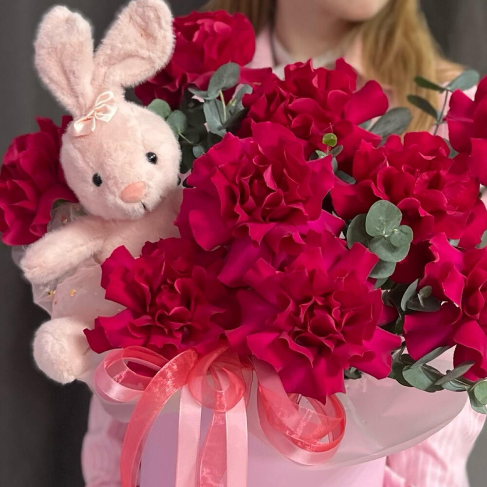 Композиция из французских роз в коробке с игрушкой зайчиком - РИМСКАЯ РОЗА фото №3