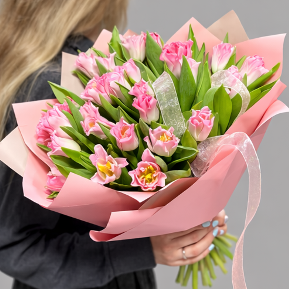 Монобукет из розовых тюльпанов 25 штук - РИМСКАЯ РОЗА фото №3