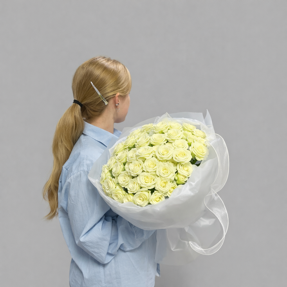 Монобукет из кустовых роз 15 штук - РИМСКАЯ РОЗА фото №2