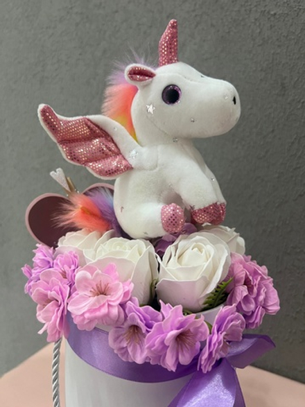 Мыльный букет с единорогом